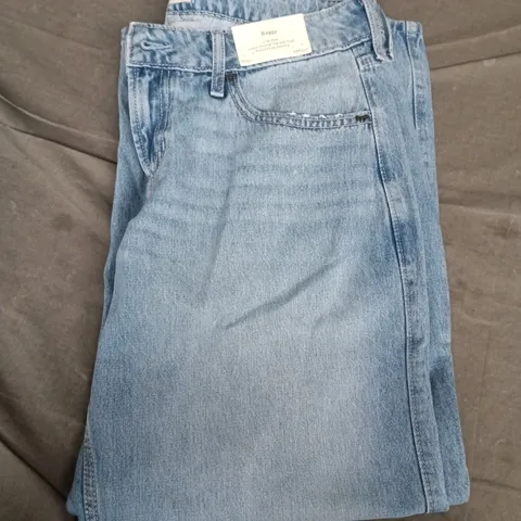 HOLLISTER LOW-RISE BAGGY JEANS – BLUE DENIM, US 10 SHORT / W30 SHORT