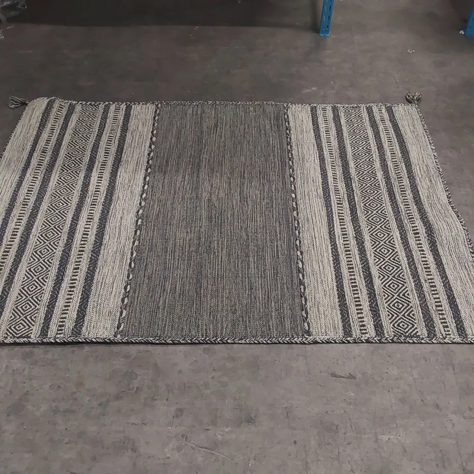 BRAND NEW BAGGED PACO HOME KILIM RUG - 170 x 120cm