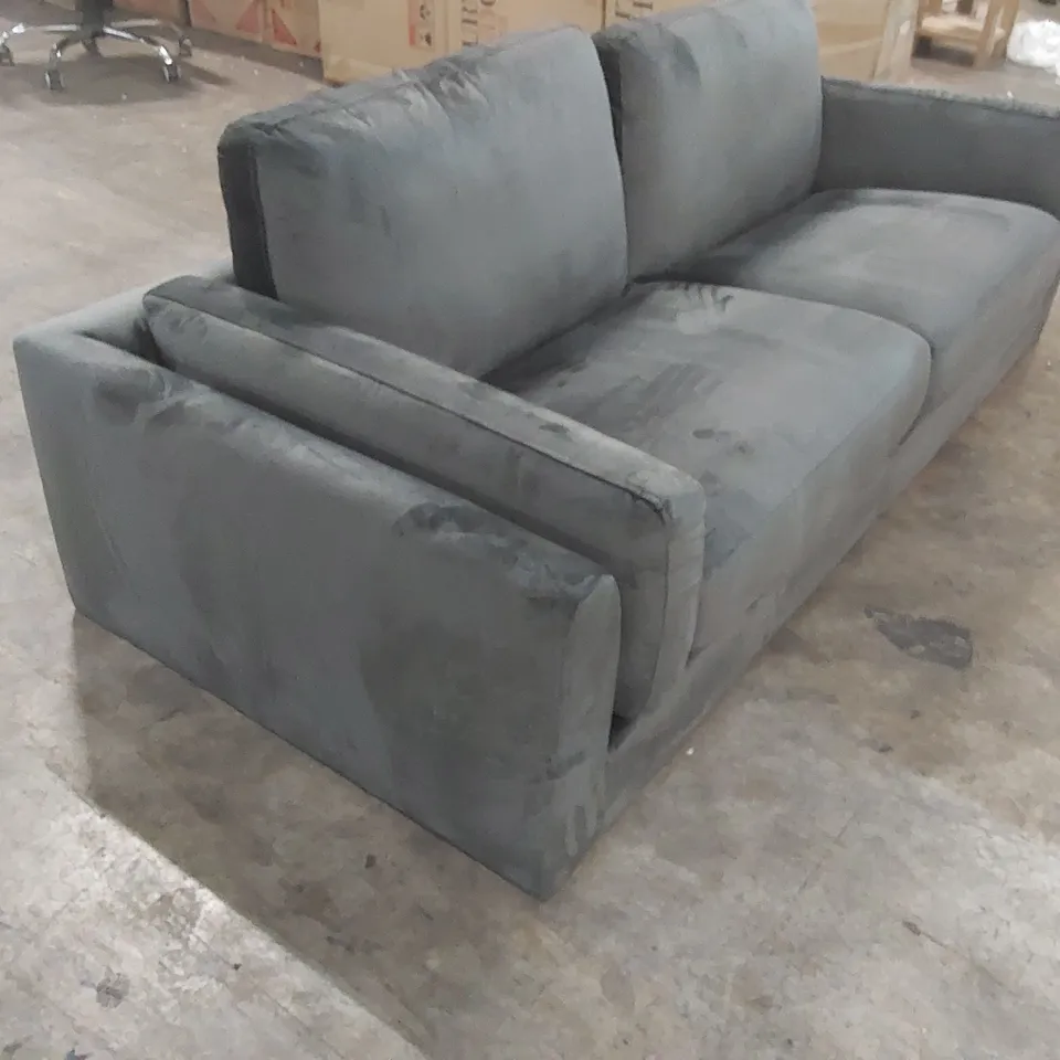 QUALITY DESIGNER 3 SEATER VELVET UPHOLSTERED SOFA