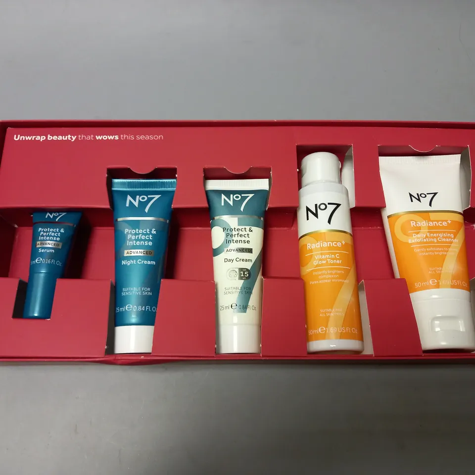 BOXED N07 THE SKINCARE DISCOVERY COLLECTION