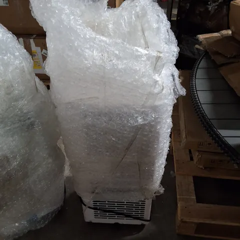 UNBOXED TCL PORTABLE AIR CONDITIONER MODEL P07F4CW1K