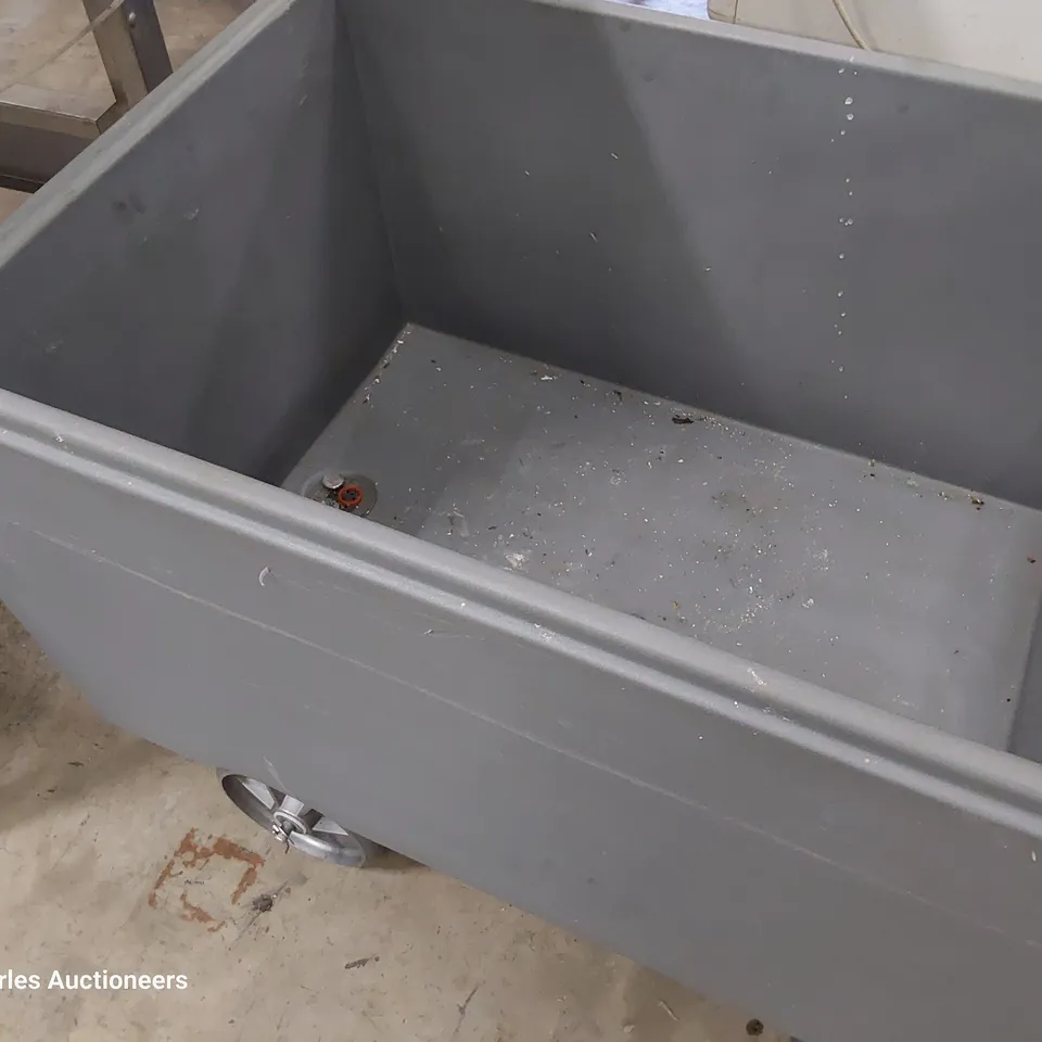 FOLLETT COMMERCIAL ICE MACHINE ON STAND WITH ICE TROLLEY