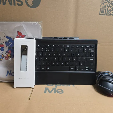 BOX OF APPROXIMATELY 15 ASSORTED ELECTRICAL ITEMS TO INCLUDE COMPUTER MICE, KEYBOARDS, POWER BANKS, ETC