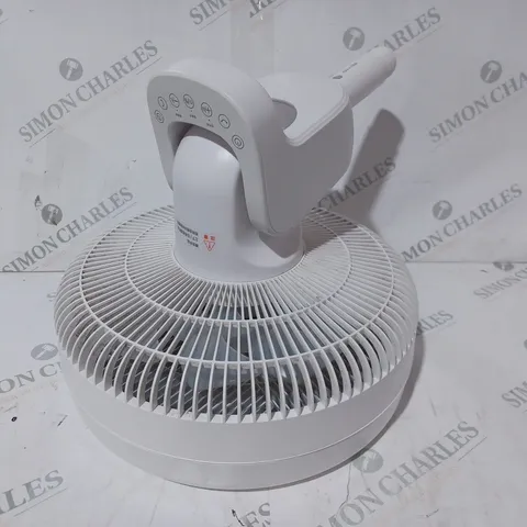 BOXED ACTXA FAN IN WHITE