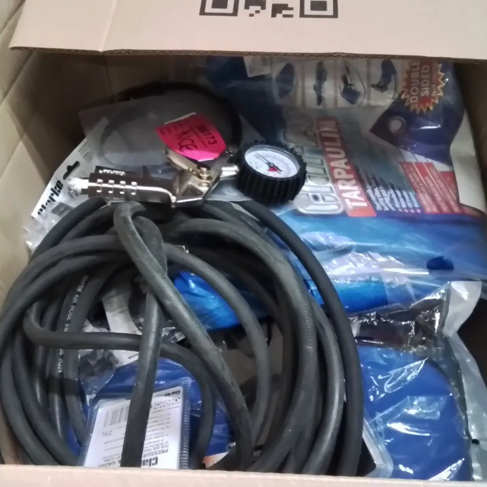BOX OF ASSORTED ITEMS TO INCLUDE;CLARKE SPRAY GUN,CLARKE AUTOMATIC BATTERY CHARGER,BALL JOINT REMOVER