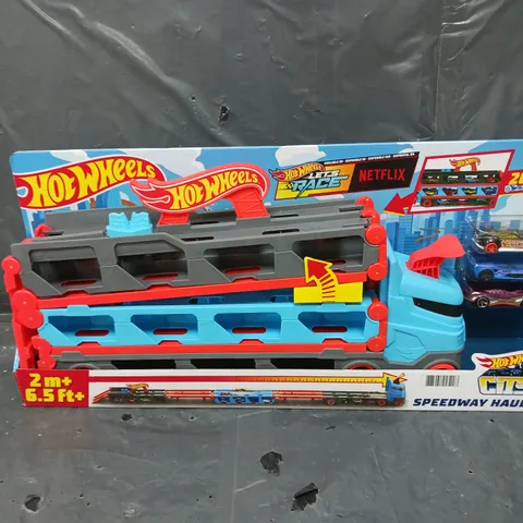 HOT WHEELS SPEEDWAY HAULER CARRIER