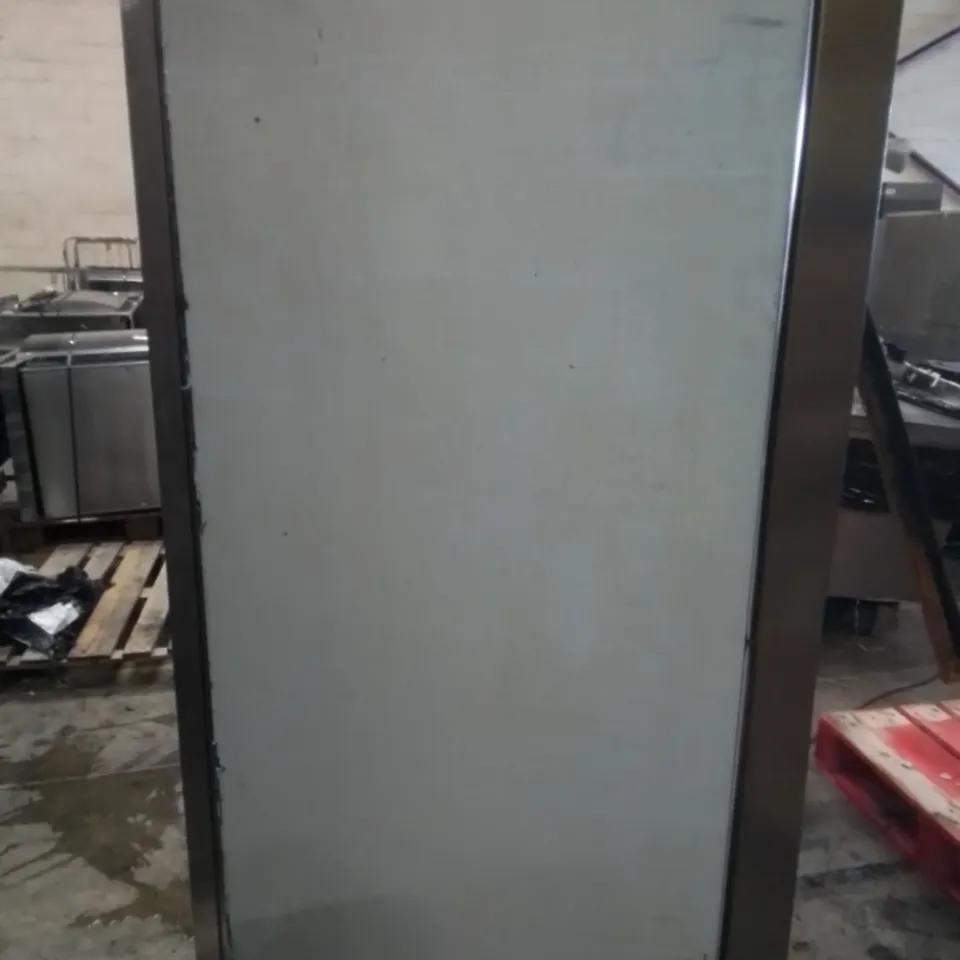 COMMERCIAL STAINLESS DOUBLE DOOR REFRIGERATED FOOD STORAGE UNIT