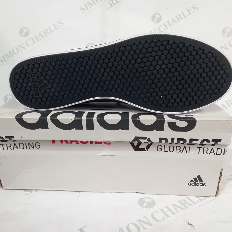 BOXED PAIR OF ADIDAS VS PACE 2.0 TRAINERS IN GREY/BLACK UK SIZE 10