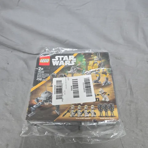 LEGO STAR WARS 327TH STAR CORPS CLONE TROOPERS BATTLE PACK 258 PIECES, 75431