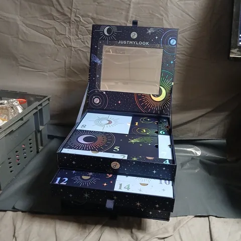JUSTMYLOOK COSMIC ADVENT CALENDAR – SPACE THEME BEAUTY COUNTDOWN CALENDAR 