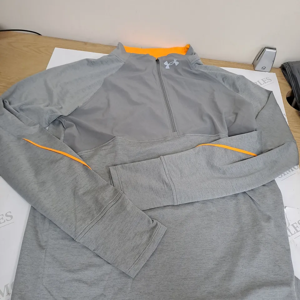 LIGHT GREY UNDER ARMOUR RUNNING JACKET SIZE M 