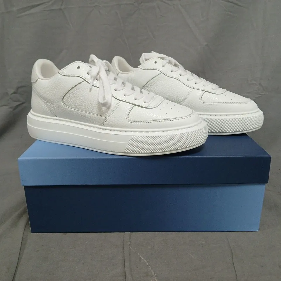 BOXED PAIR OF CLEENS COURT TRAINERS IN WHITE TUMBLED LEATHER SIZE UK 7.5