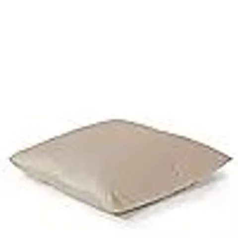 VELVET FLOOR CUSHION