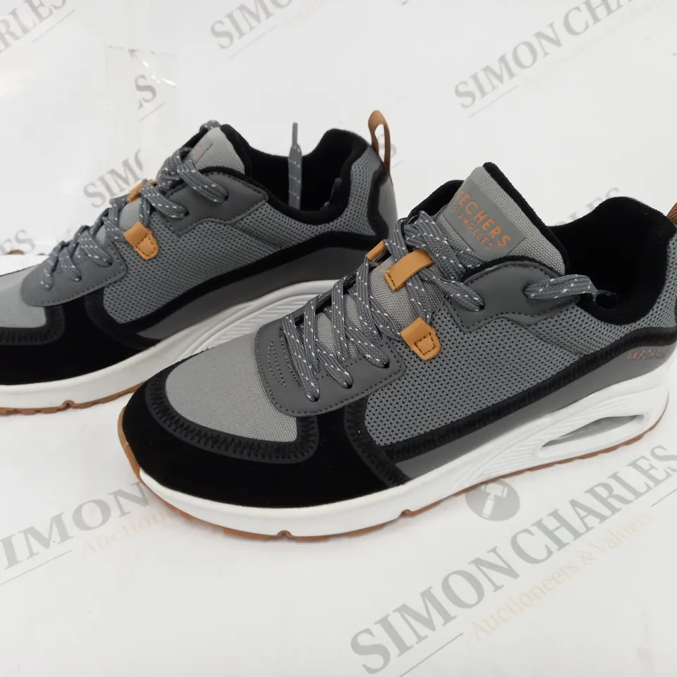 SKECHERS UNO TRAINERS IN GREY - 6