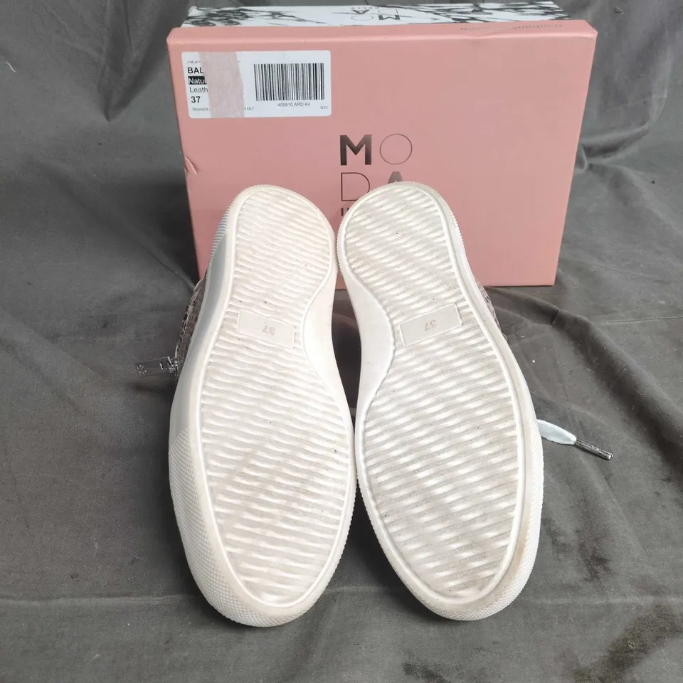 MODA IN PELLE BALIZE SNAKE PRINT TRAINERS – PINK/NATURAL SNAKE LEATHER, ZIP DETAIL – UK 4 (EU 37) – BOXED .