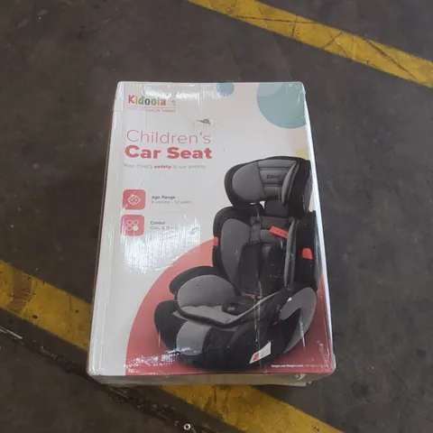 BOXED KIDOOLA CHILDREN'S CAR SEAT