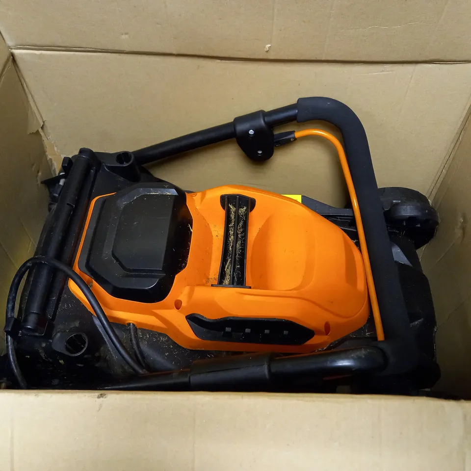 YARDFORCE LAWNMOWER