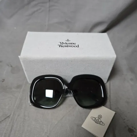 BOXED VIVIENNE WEST WOOD SUNGLASSES 
