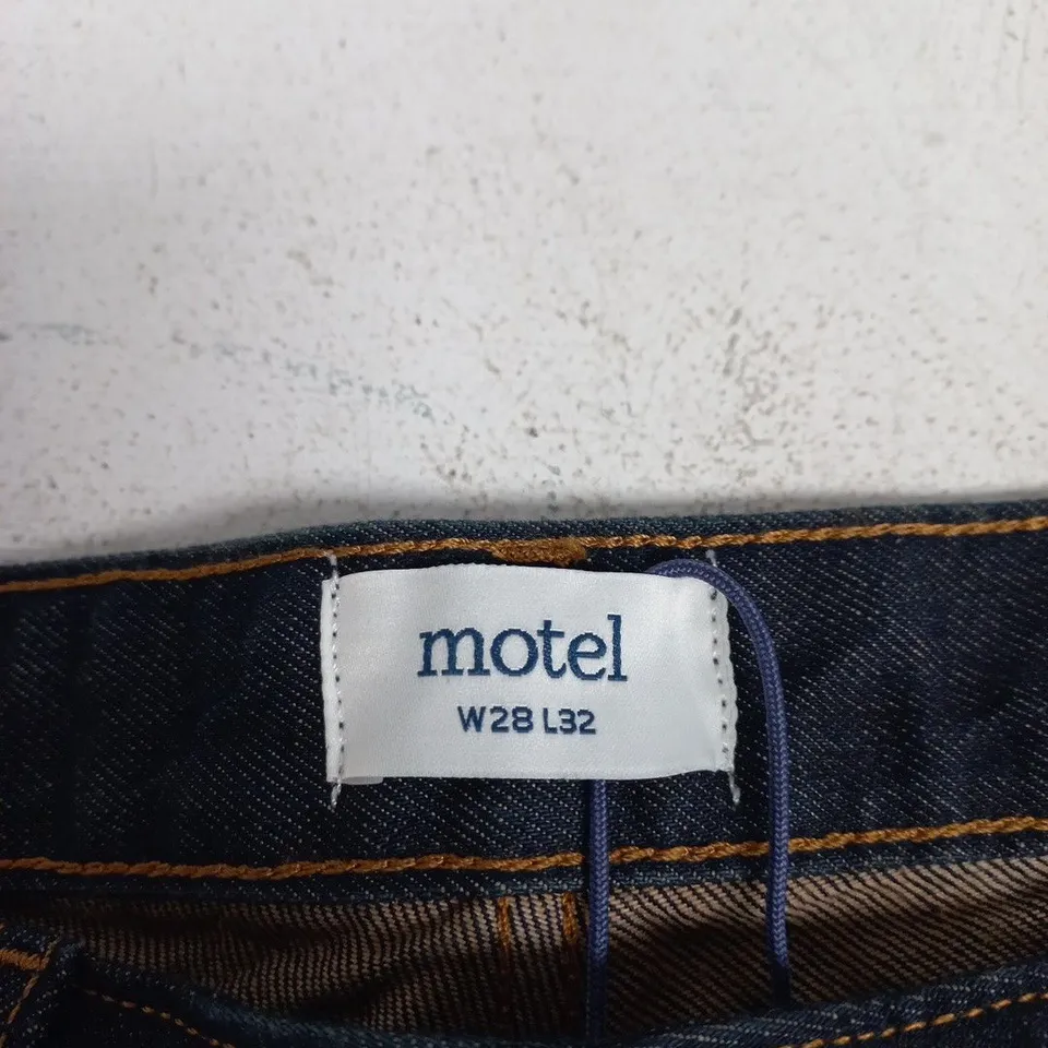 MOTEL WOMEN'S LOW RISE JEANS – INDIGO, W28 L32
