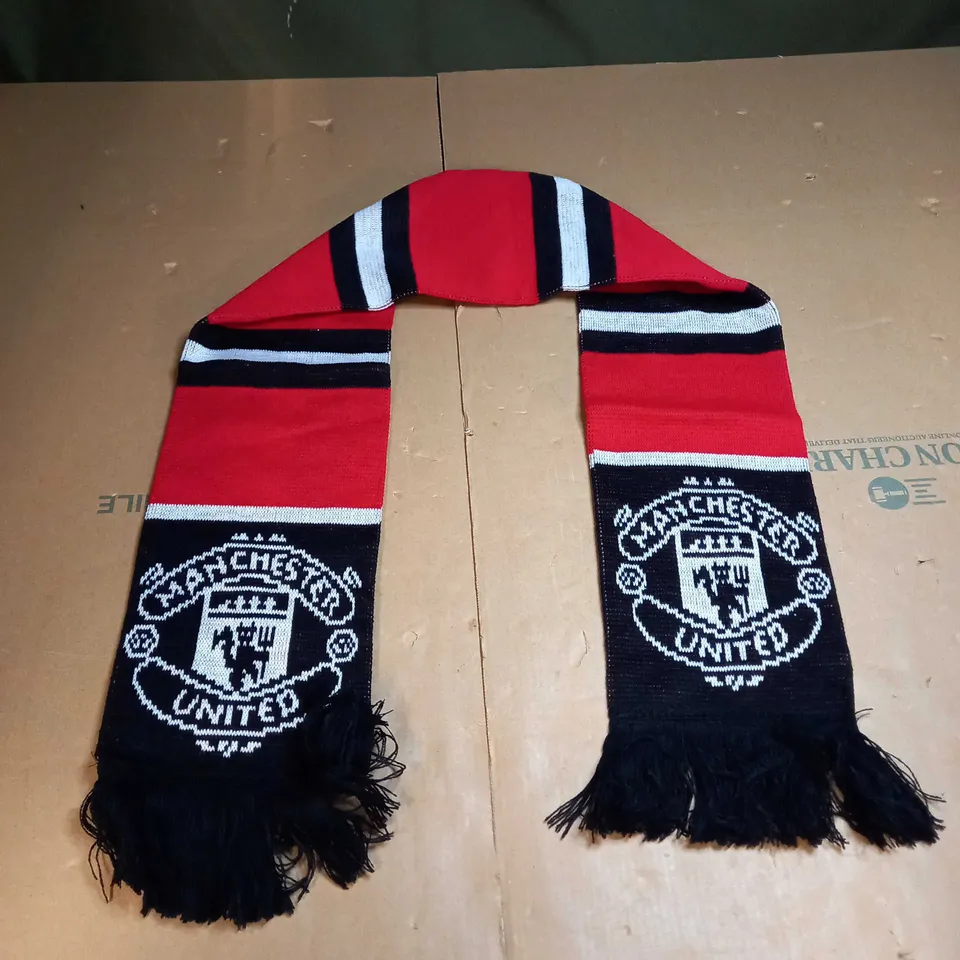 MANCHESTER UNITED SCALF 