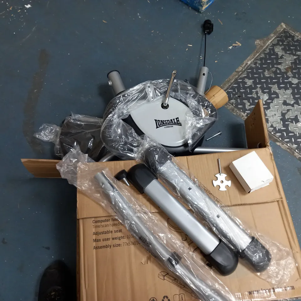 BOXED LONSDALE EXERCISE BIKE