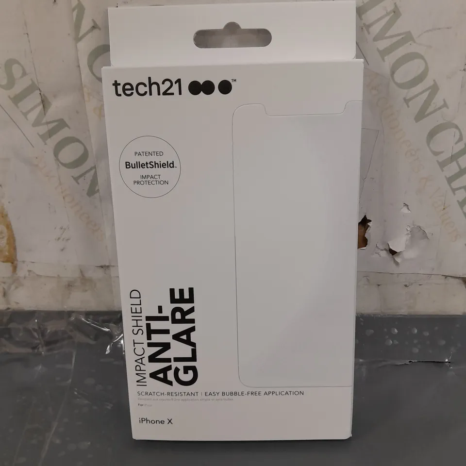 APPROXIMATELY 100 TECH21 IMPACT SHIELD WITH ANTI-GLARE FOR IPHONE X 