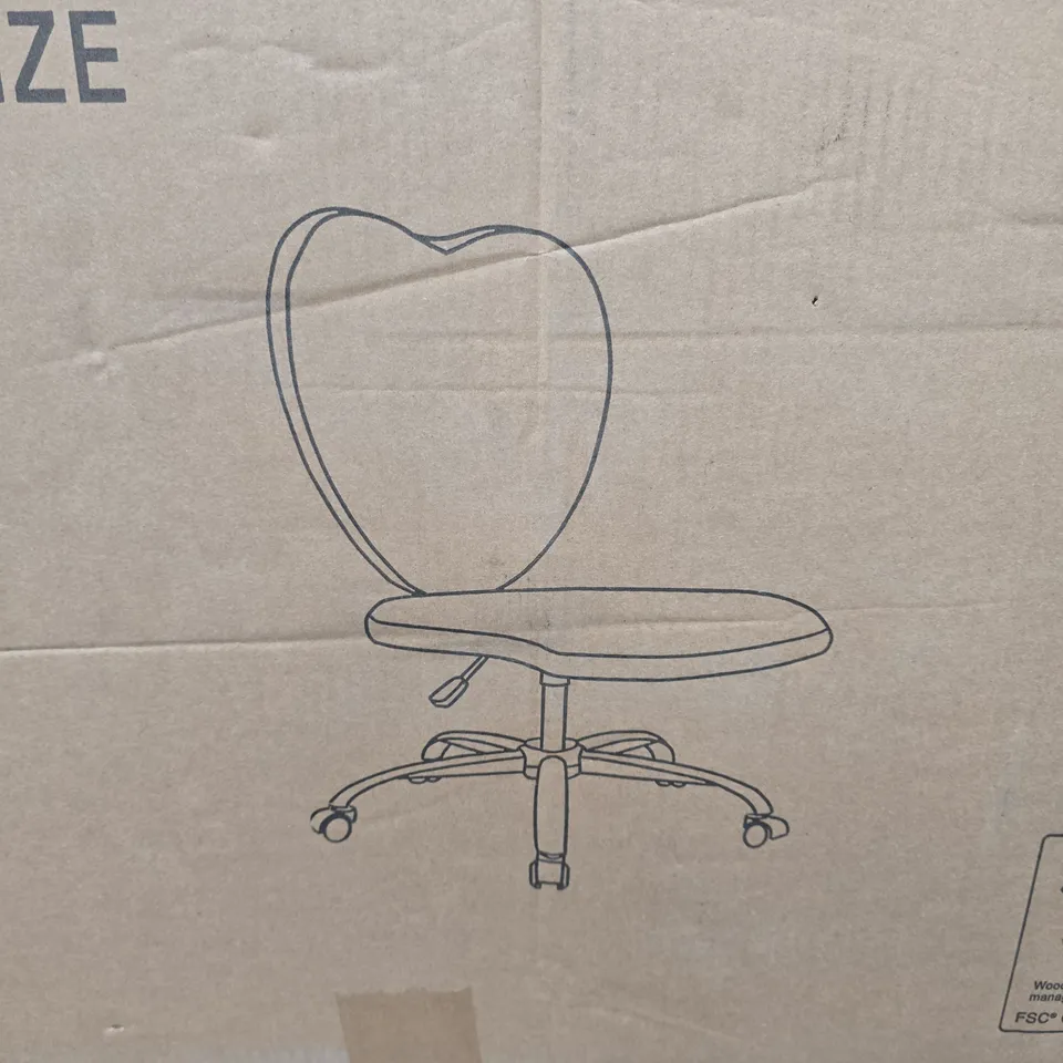 HEART OFFICE CHAIR - PINK