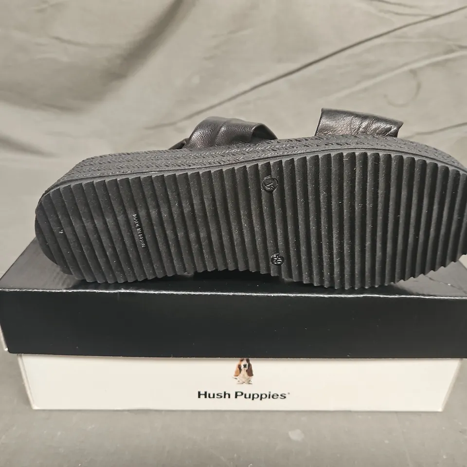 BOXED PAIR OF HUSH PUPPIES RACHEL STRAP SANDALS - UK SIZE 6