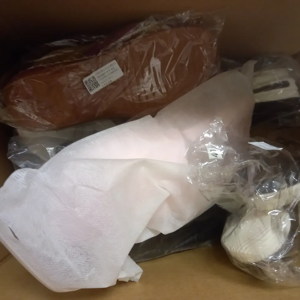 APPROXIMATELY 10 ASSORTED PAIRS OF SHOES IN VARIOUS STYLES & SIZES