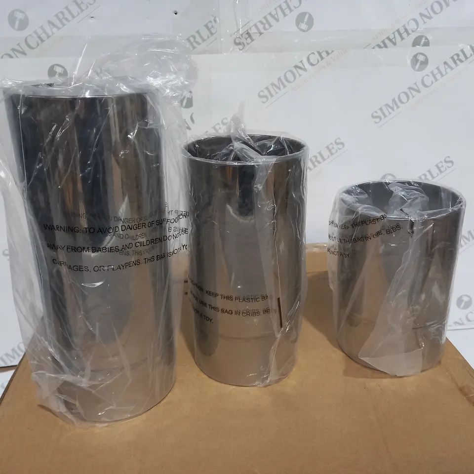BUNDLE BERRY SET OF WIRE LIGHT GLASS CYLINDER LANTERNS 