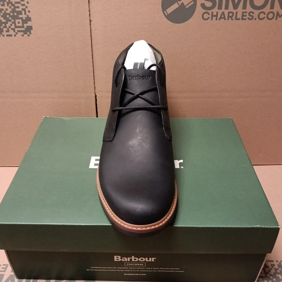 BOXED PAIR OF BARBOUR READHEAD SHOES IN BLACK - UK 11