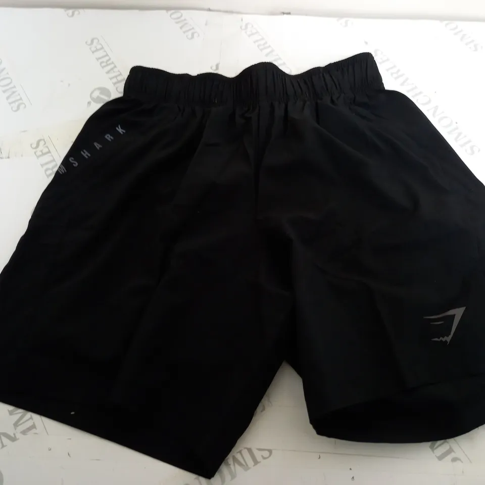 GYMSHARK SPORT 7" SHORTS IN BLACK - XS