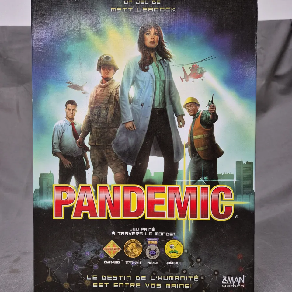 Z-MAN GAMES PANDEMIC BOARD GAME (FRENCH)