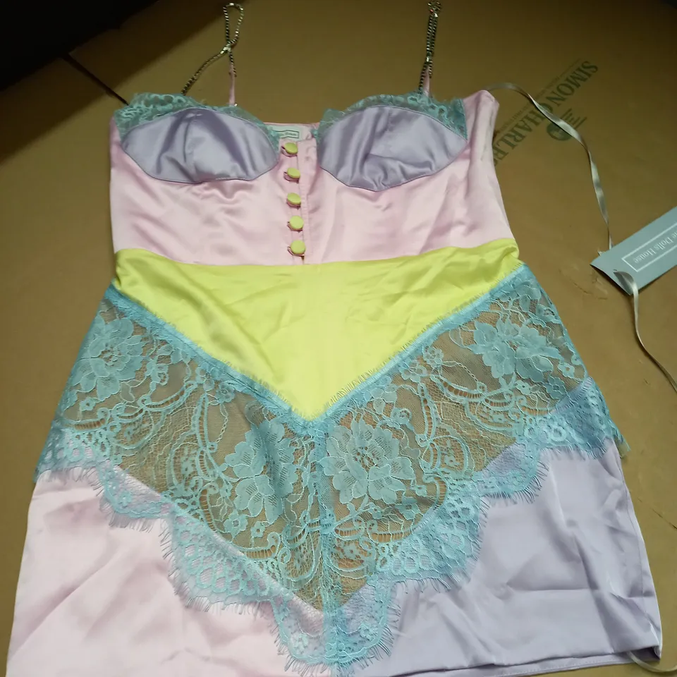 THE DOLLS HOUSE DIAMANTE STRAP MULTI-COLOUR LACE DETAIL MINI DRESS - SIZE XL 
