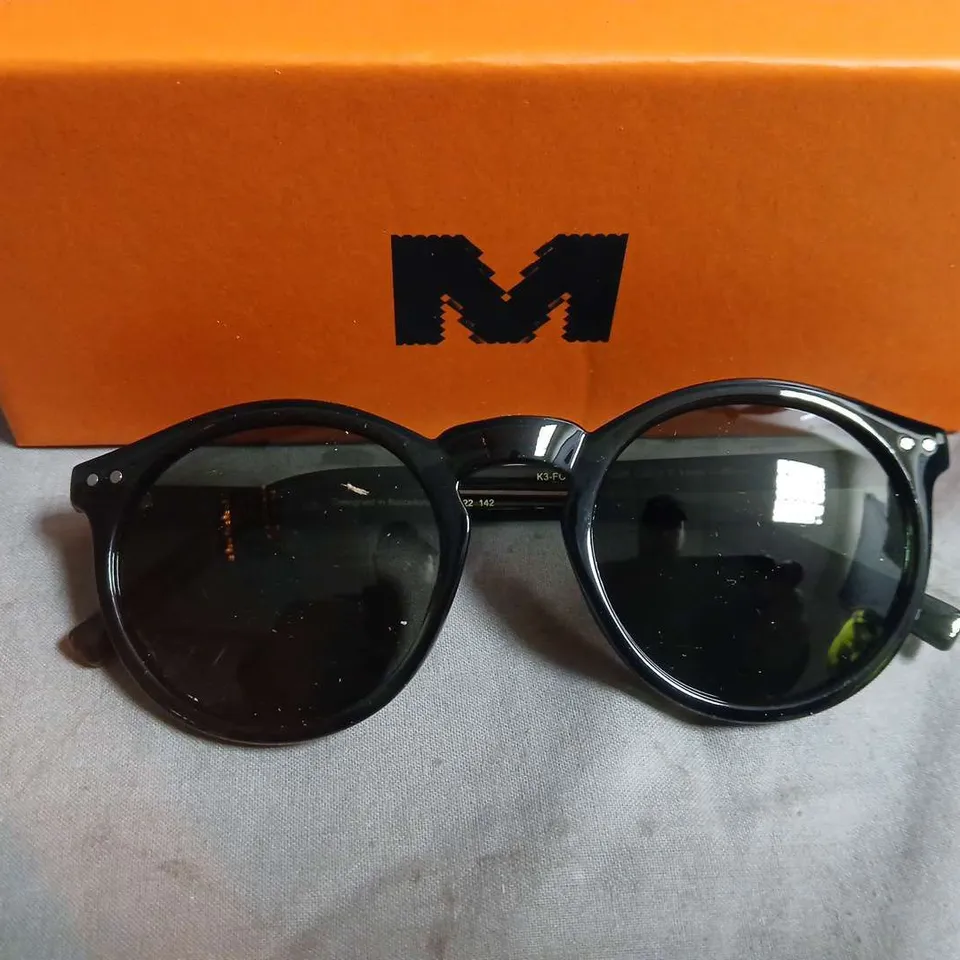 BOXED MELLER SUNGLASSES 