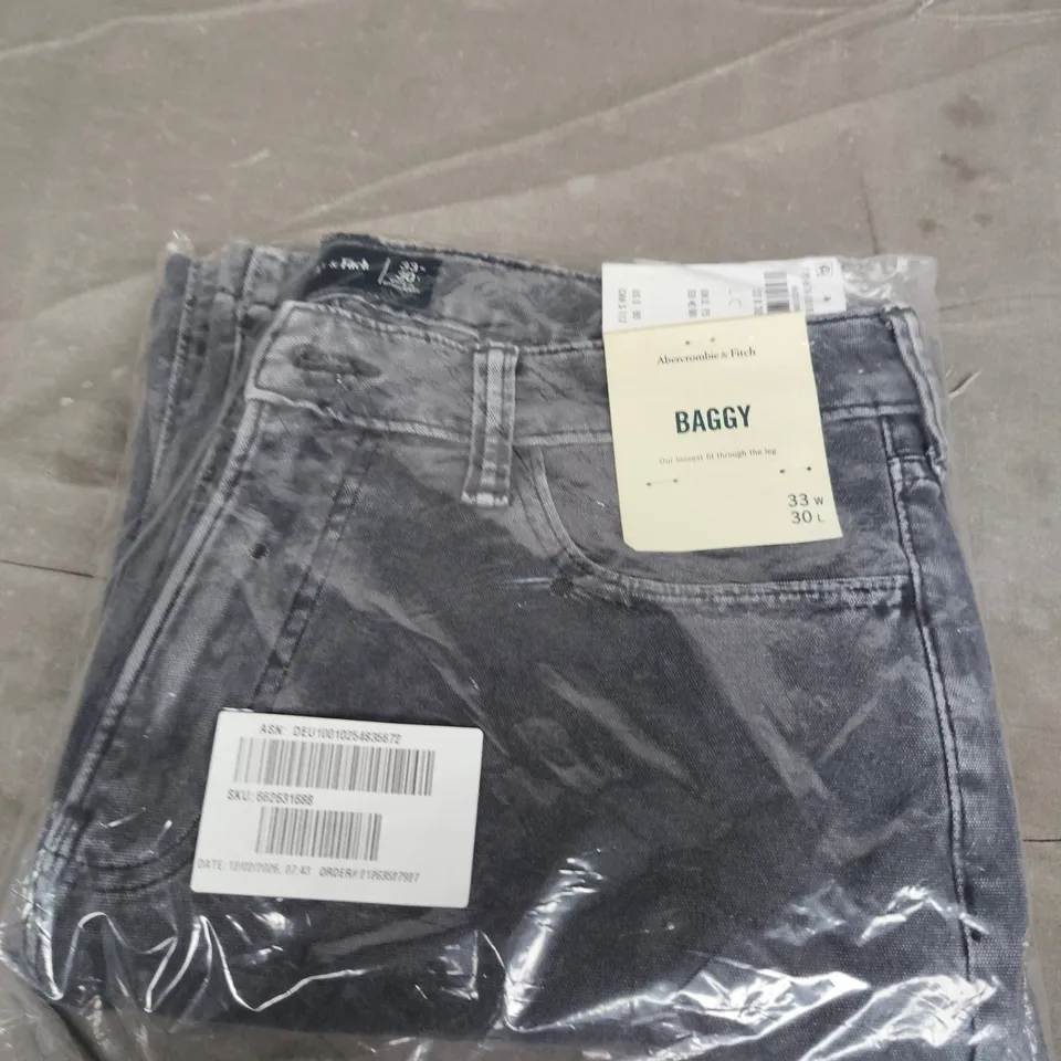 ABERCROMBIE & FITCH BAGGY JEANS – UK 33 