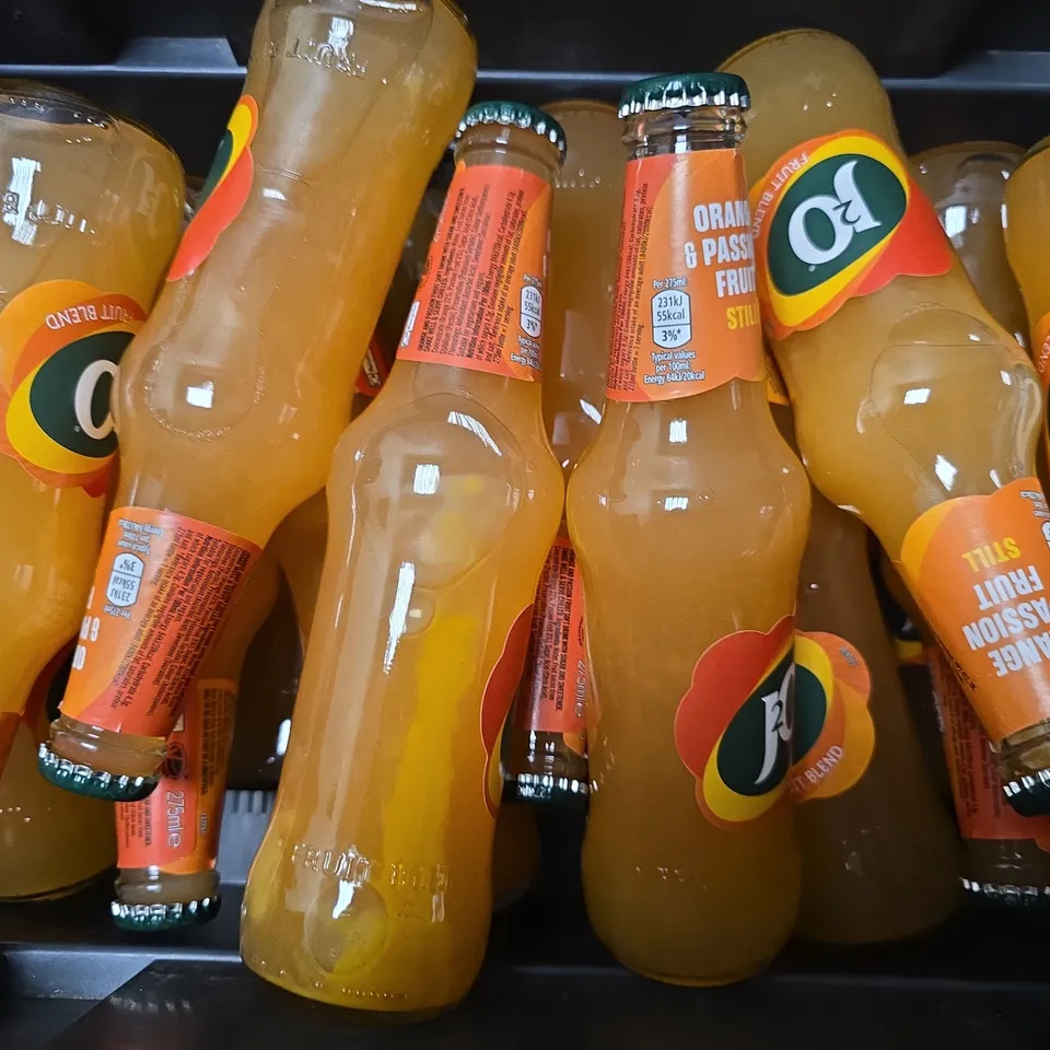 TOTE OF APPROXIMATELY 18 J20 ORANGE & PASSION FRUIT STILL