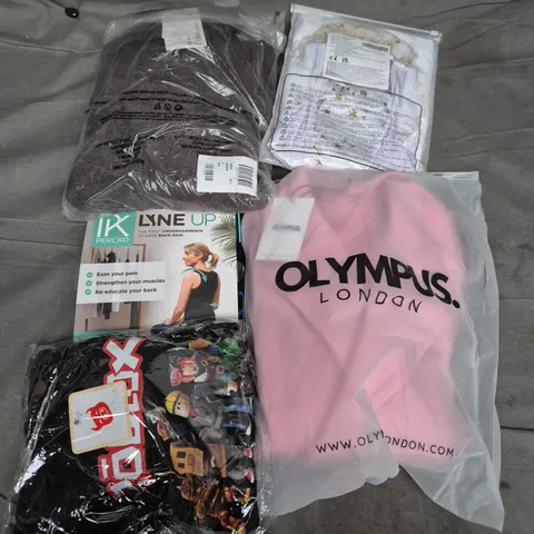 APPROXIMATELY 30 ASSORTED CLOTHING ITEMS IN VARIOUS SIZES, STYLES & COLOURS TO INCLUDE BRANDS SUCH AS OLYMPUS, LYNE UP, ROBLOX, ETC - COLLECTION ONLY