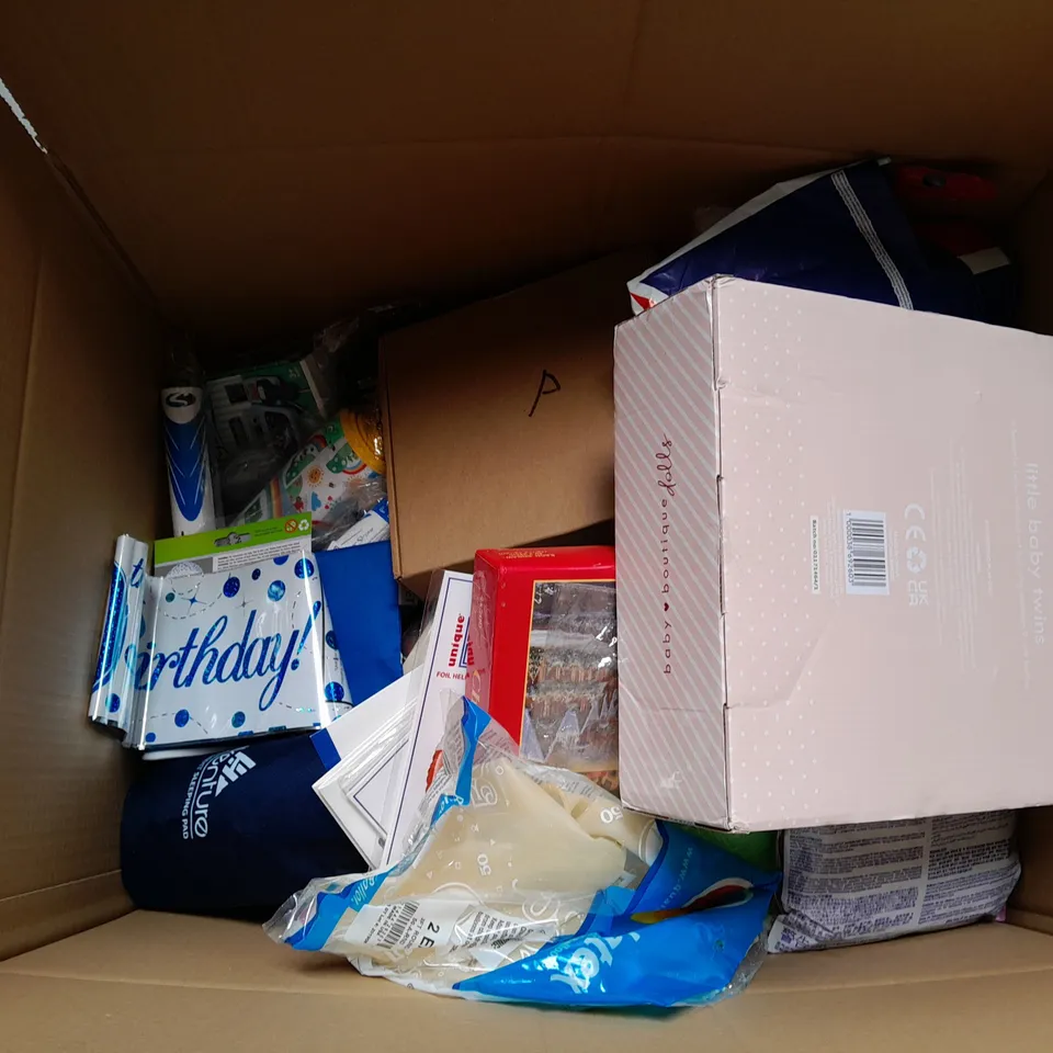 QUANTITY OF ASSORTED TOYS TO INCLUDE TEDDIES, BALLOONS AND PAINTINGS