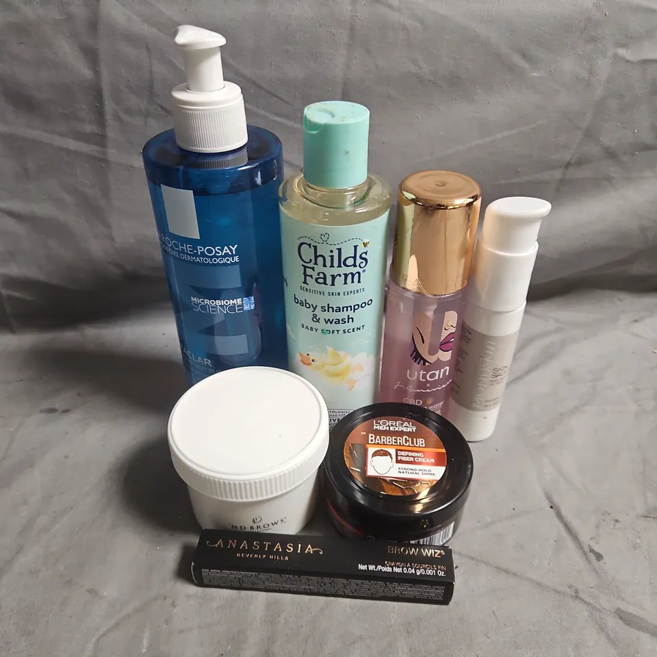 APPROXIMATEY 20 ASSORTED HEALTH AND BEAUTY PRODUCTS TO INCLUDE - MONUSKIN SKIN SALVAGE - UTAN CBD TANNING WATER - CHILDS FARM BABY SHAMPOO & WASH - ETC