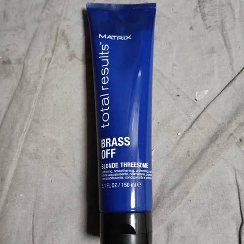 BOX OF APPROXIMATELY 30 MATRIX TOTAL RESULTS BRASS OFF BLONDE THREESOME 150ML