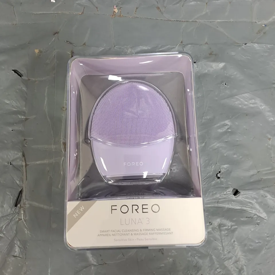 FOREO LUNA 3 SMART FACIAL CLEANSING & FIRMING MASSAGE - PURPLE