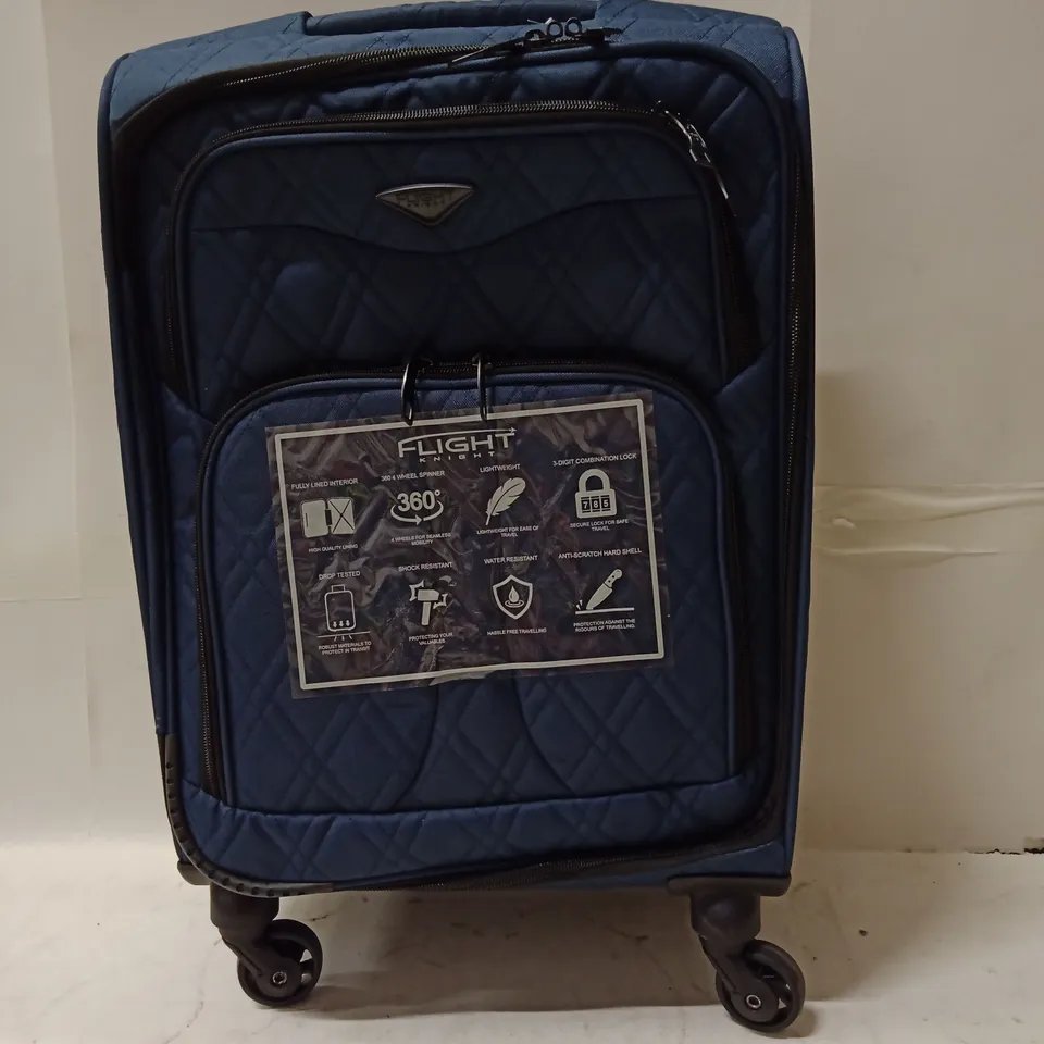 FLIGHT KNIGHT BLUE WHEELED SUITCASE