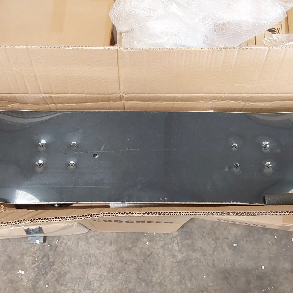 BOXED BRAND NEW WESKATE SKATEBOARD (1 BOX)