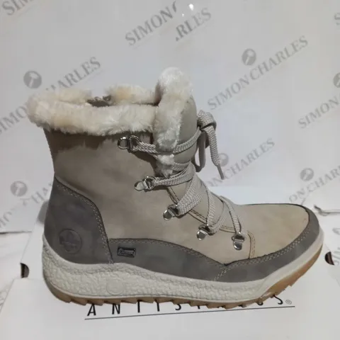 BOXED PAIR OF RIEKER ANTISTRESS WATER RESISTANT WARM HIKING BOOTS, CREAM - SIZE 6.5