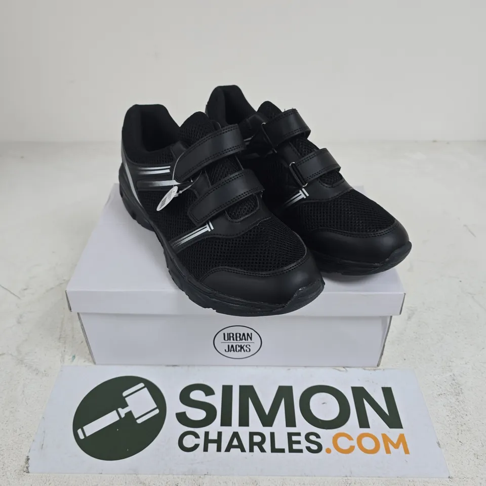 URBAN JACKS MATHIS BLACK TRAINERS UK 10