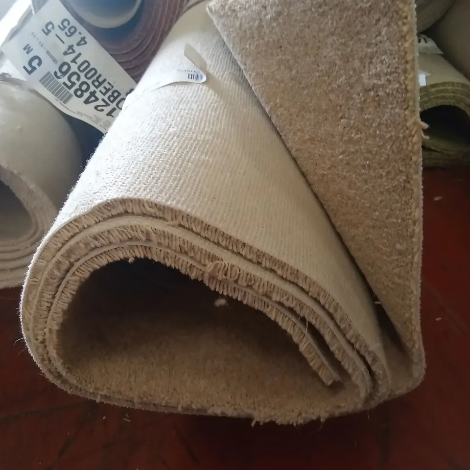 ROLL OF QUALITY LINGDALE ELITE HAWES CARPET // APPROX SIZE: 2.04 x 5m