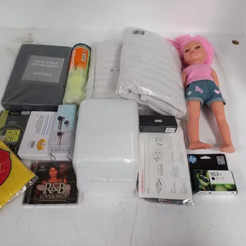 PALLET OF ASSORTED HOUSEHOLD ITEMS TO INCLUDE TOWEL BUNDLES, FITTED SHEETS, HP INK CARTRIDGE AND HEAD TENNIS BALLS