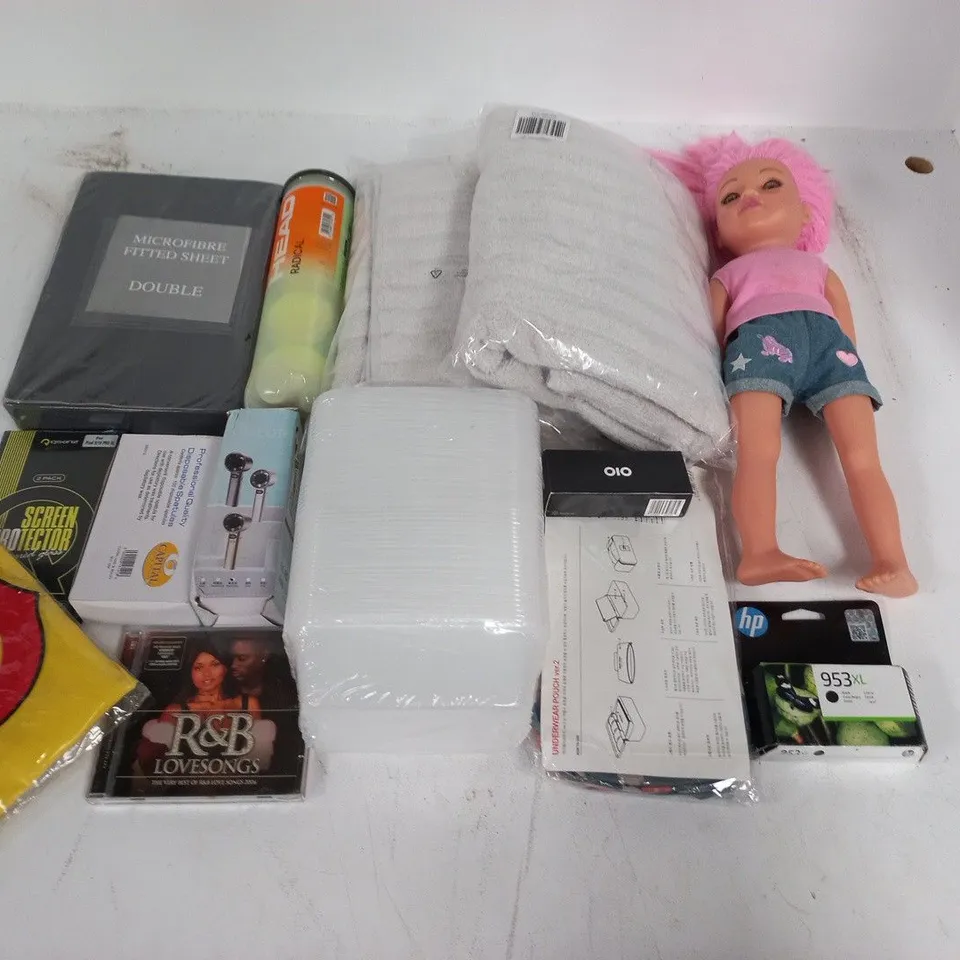 PALLET OF ASSORTED HOUSEHOLD ITEMS TO INCLUDE TOWEL BUNDLES, FITTED SHEETS, HP INK CARTRIDGE AND HEAD TENNIS BALLS