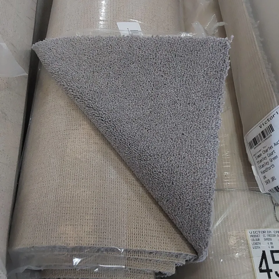 ROLL OF QUALITY TUDOR TWIST CLASSIC DRIZZLE CARPET // SIZE: APPROXIMATELY 3 X 4m